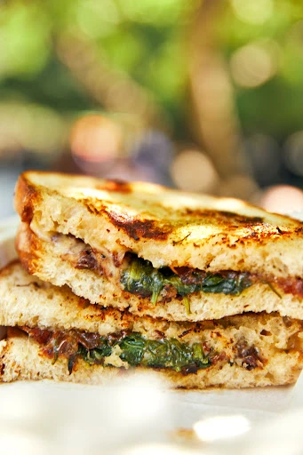 The Fat Shallot Food Truck photo 1